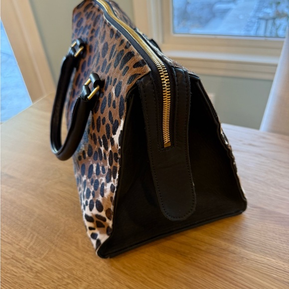 Clare V Sandrine Tote original $595 Leopard print bag with zipper closure - Picture 4 of 6